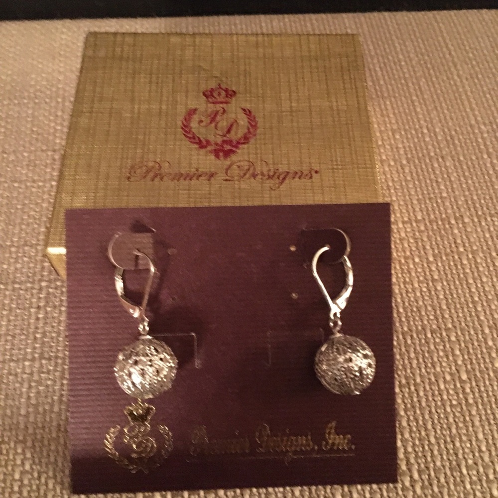 Premier Designs Silver Earrings